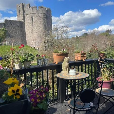 Chateau Terrace Georgian House 切普斯托 外观 照片