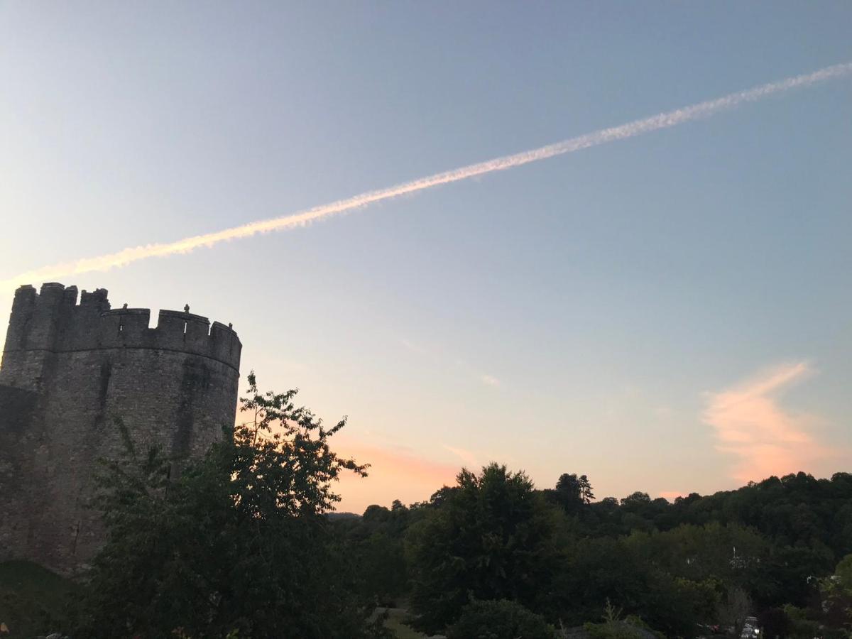 Chateau Terrace Georgian House 切普斯托 外观 照片