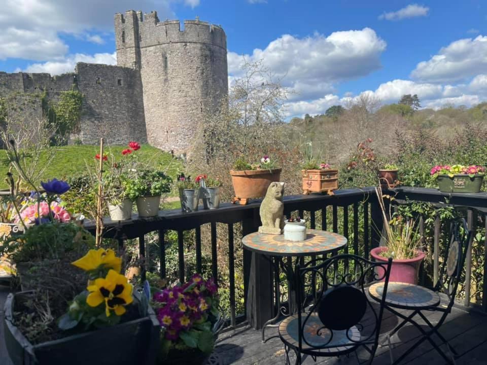 Chateau Terrace Georgian House 切普斯托 外观 照片