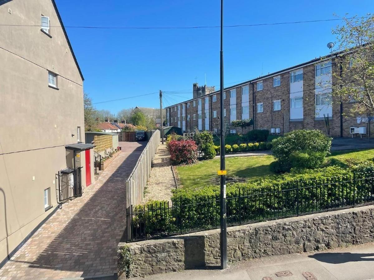 Chateau Terrace Georgian House 切普斯托 外观 照片