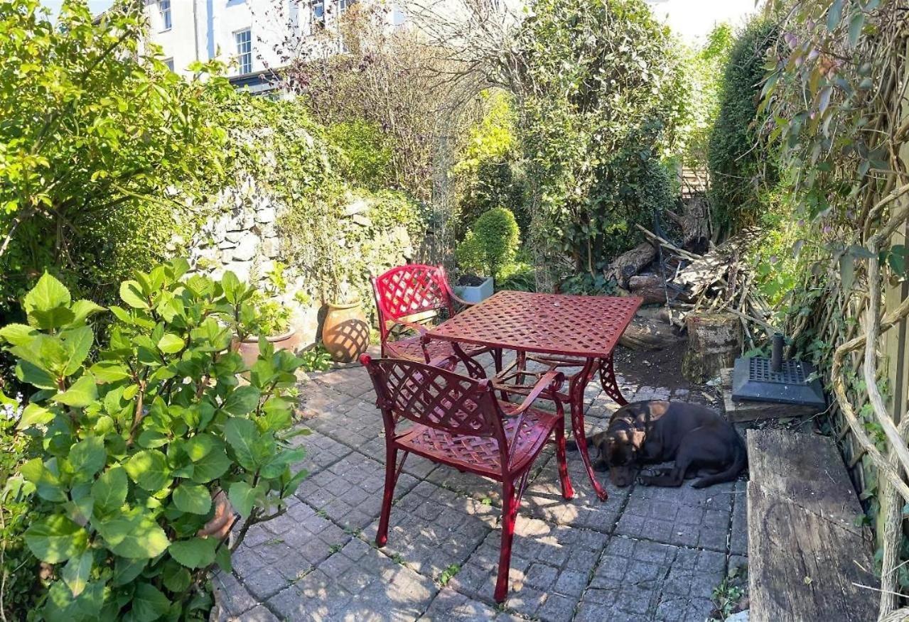 Chateau Terrace Georgian House 切普斯托 外观 照片